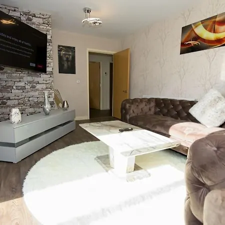 Fabulous 2 Bed With Free Parking On Premises Manchester