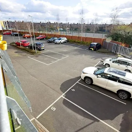 Fabulous 2 Bed With Free Parking On Premises Lejlighed Manchester