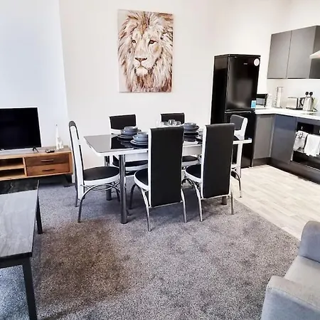Lovely 2-bedroom In Greater 208 *
