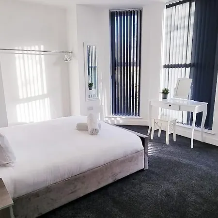Lovely 2-bedroom In Greater 208 *