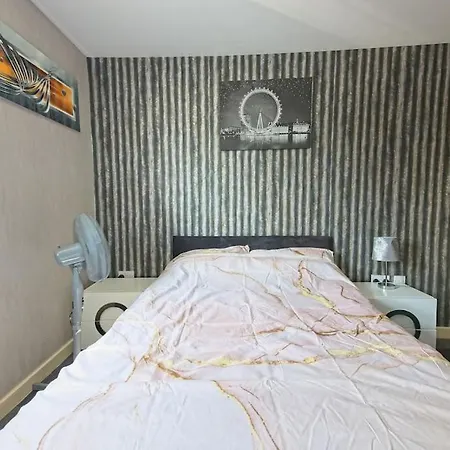 Fabulous 2 Bed With Free Parking On Premises Manchester