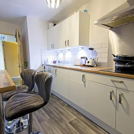 Fabulous 2 Bed With Free Parking On Premises Lejlighed Manchester