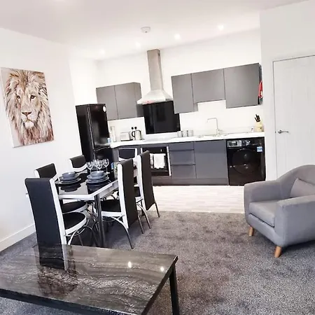 Lejlighed Lovely 2-bedroom In Greater 208 Manchester