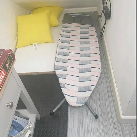 Cosy & Comfortable 2 Bedroom Annex New Build 2021