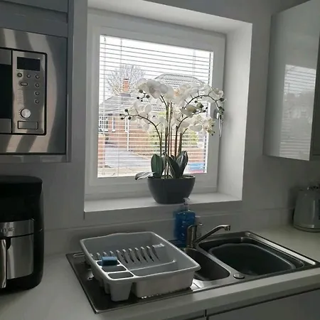 Cosy & Comfortable 2 Bedroom Annex New Build 2021