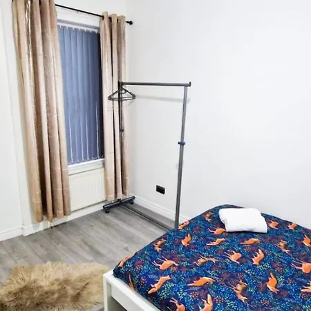 4 Bedrooms House In