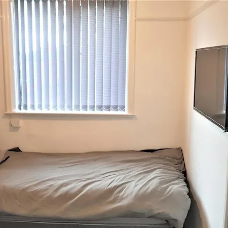 Single Bedroom In Withington M20 1 Single Bed, Rm4 Panzió Manchester