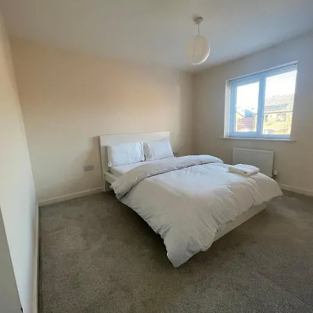 Peaceful 1- Bedroom Homestay