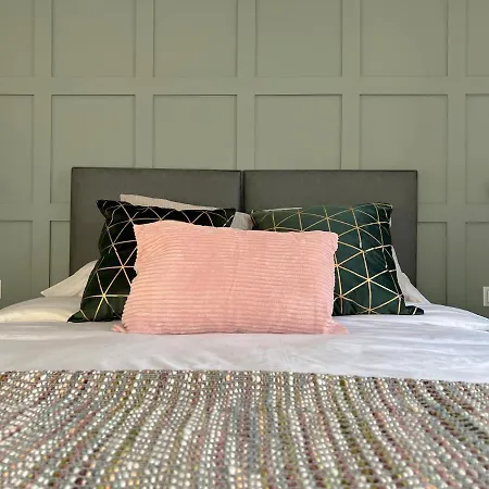 Bed & Breakfast United