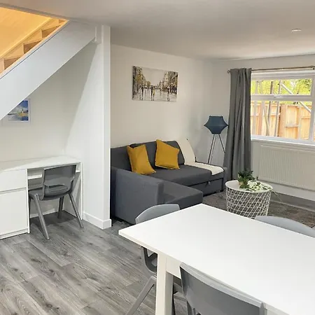 Habitación en casa particular Elcot Close Private In A 4 Bed Shared House