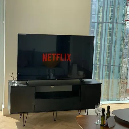 Amazing 2-bedroom In Central