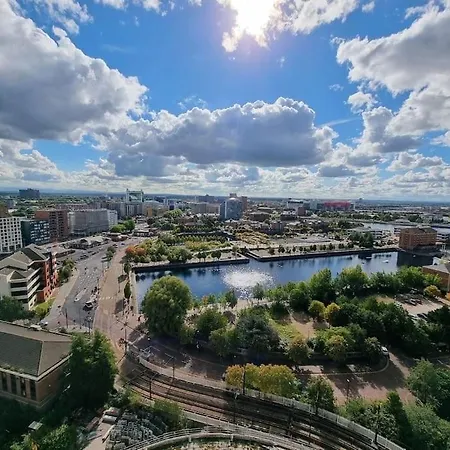 Apartment Beautiful 2 Bedroom Salford Quays *