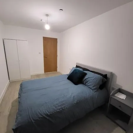 Beautiful 2 Bedroom Salford Quays Manchester