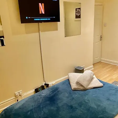 Apartment Spacious, Comfortable And Elegant 3 Bedroom Manchester