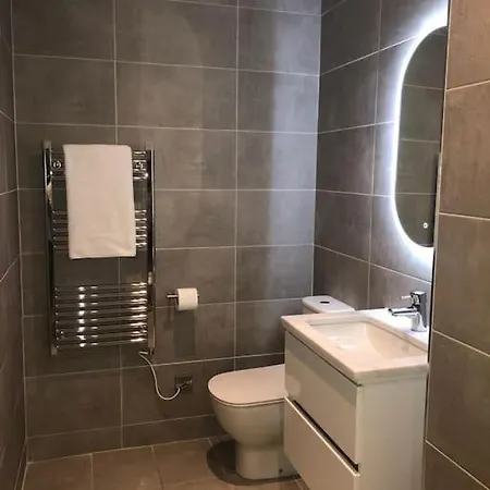 1bedroom Penthouse , Views * Манчестер