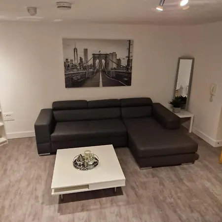 Apartment Stopzzz *