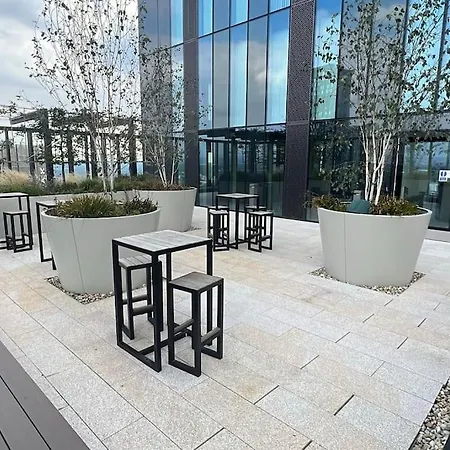 Daire Luxury 2 Bedroom In Deansgate *city Centre Views