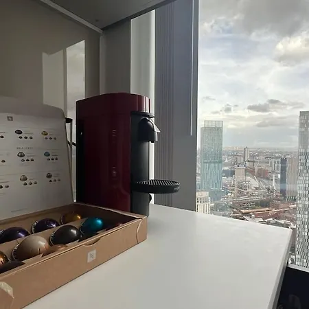Daire Luxury 2 Bedroom In Deansgate *city Centre Views Manchester