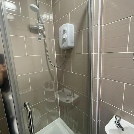Deluxe In * Manchester