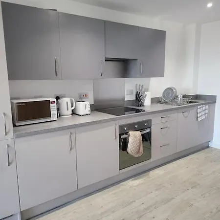 Beautiful 2 Bedroom Salford Quays Manchester