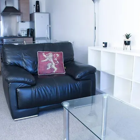 Modern 1br Apt Near Etihad Stadium W Parking Manchester