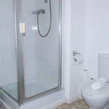 Modern 1br Apt Near Etihad Stadium W Parking * Manchester
