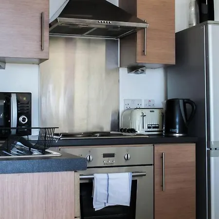 Modern 1br Apt Near Etihad Stadium W Parking Lejlighed *