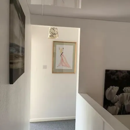 Holiday home Fabulous 5 Bedroom House, Parking, Nr Centre Manchester