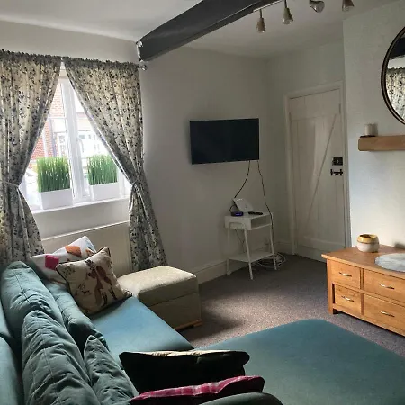 Ask 4 Discount Best 3-bed House In *