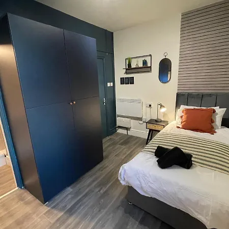 Deluxe Centrally Located In Appartement *