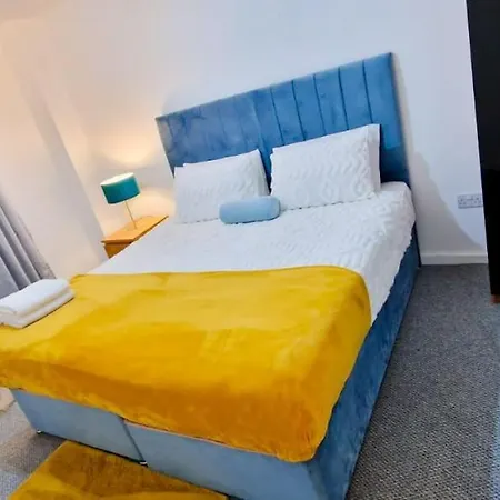 아파트 Lovely 2-bedroom Apartment, Free Parking *
