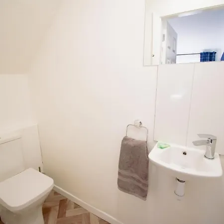 Ideal Away In Whitefield Bury Holiday home *