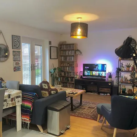 Homestay Near Centre And Etihad