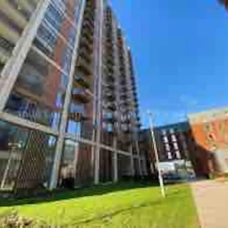 Gorgeous Luxury Canel Park View Gym 2 Ensuites Bedroom Near Centre * Manchester