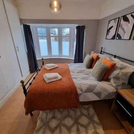 Spacious 3 Bedroom Semi Detached In