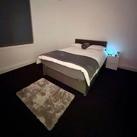 In Levenshulme, マンチェスター