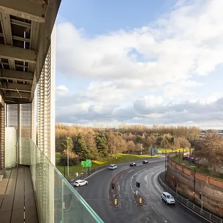 Guestready - Modern With A Balcony Lejlighed *