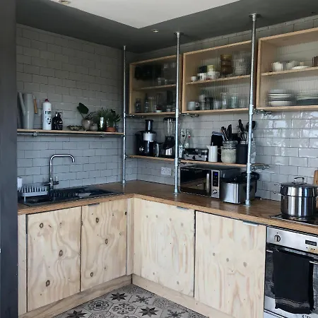3 Bedroom Penthouse *