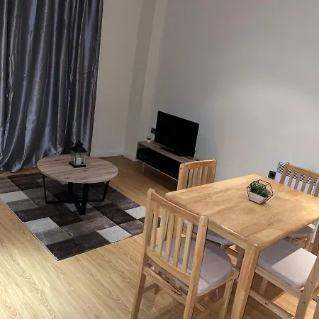 Lovely 1 Bedroom Манчестер