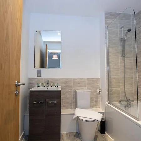 Fantastic 2 Bedroom Duplex In Апартаменты *