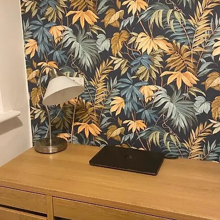 Holiday home Refurbished 3 Bed House In Manchester