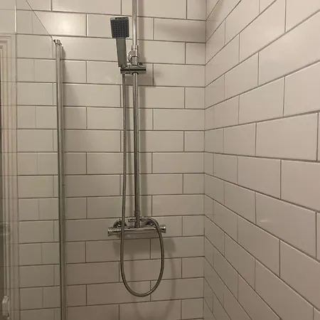 Сasa de vacaciones Refurbished 3 Bed House In