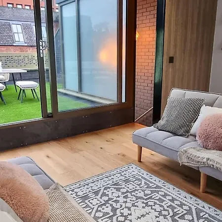 Vakantiehuis Stunning Luxury Townhouse In Centre Of