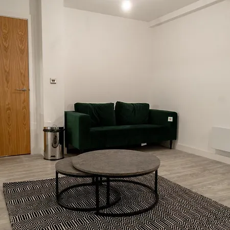 Lovely 2 Bedroom Duplex In Manchester
