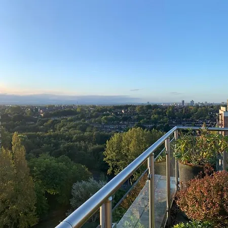 Apartment 3 Bedroom Penthouse