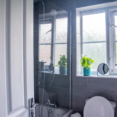 Bv Stylish Homely 3 Bedroom Close To Arena *