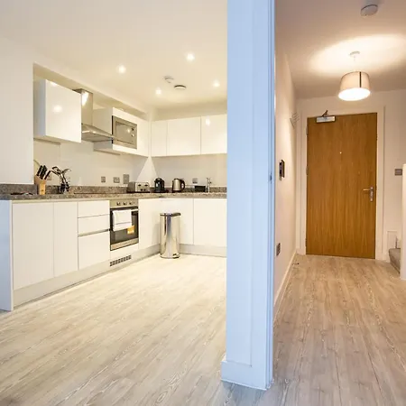 Fantastic 2 Bedroom Duplex In Апартаменты *
