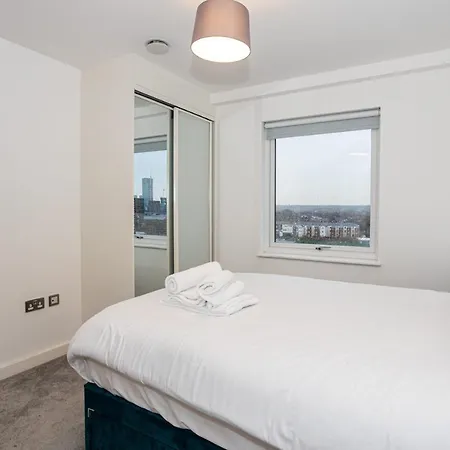 Апартаменты Fantastic 2 Bedroom Duplex In *