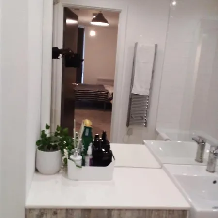 Apartamento At *