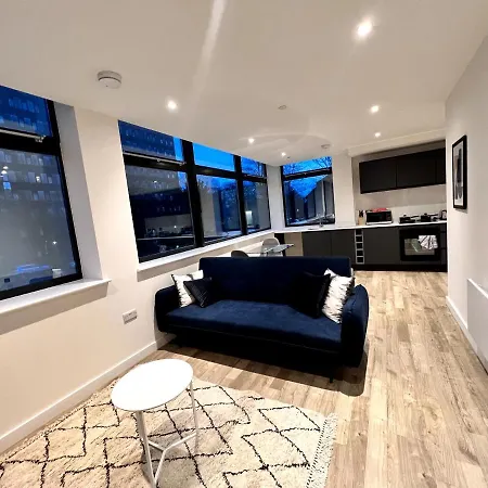Affordable In Centre Close To Trafford